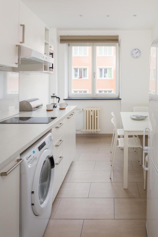 Homey Flat In Vinohrady By Days Praga